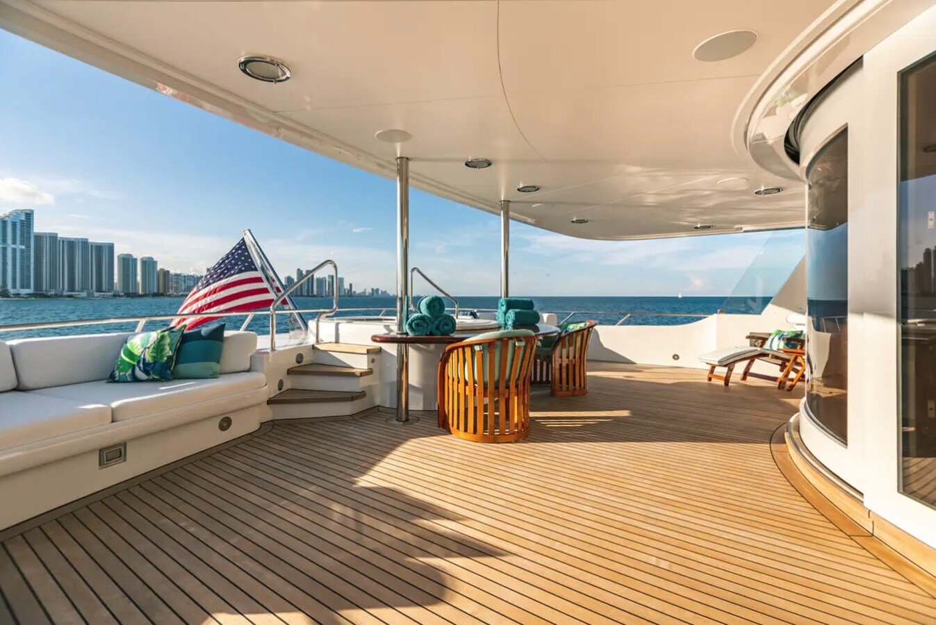 2007 FEADSHIP 168' 1