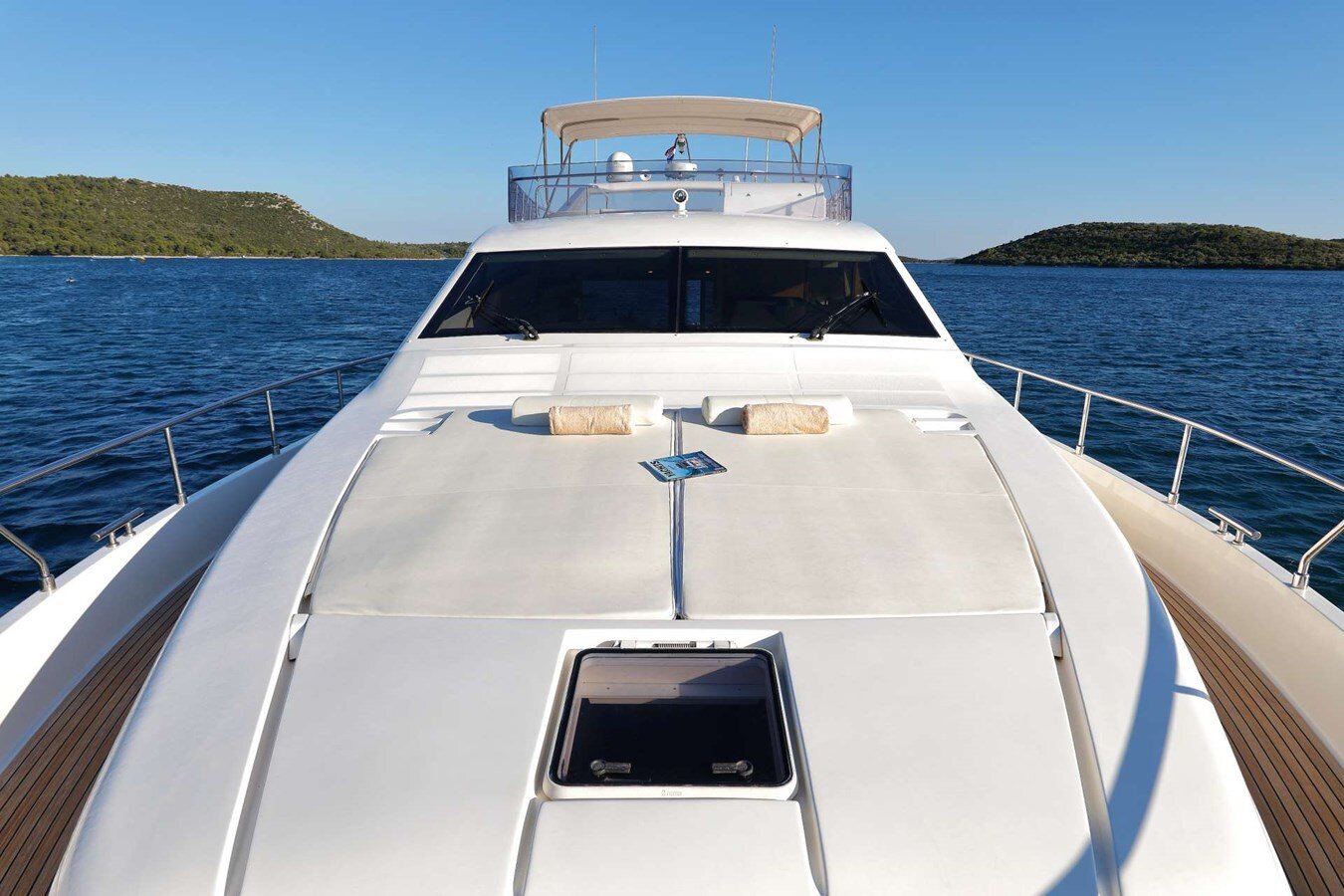 2007 FERRETTI YACHTS 69' 9