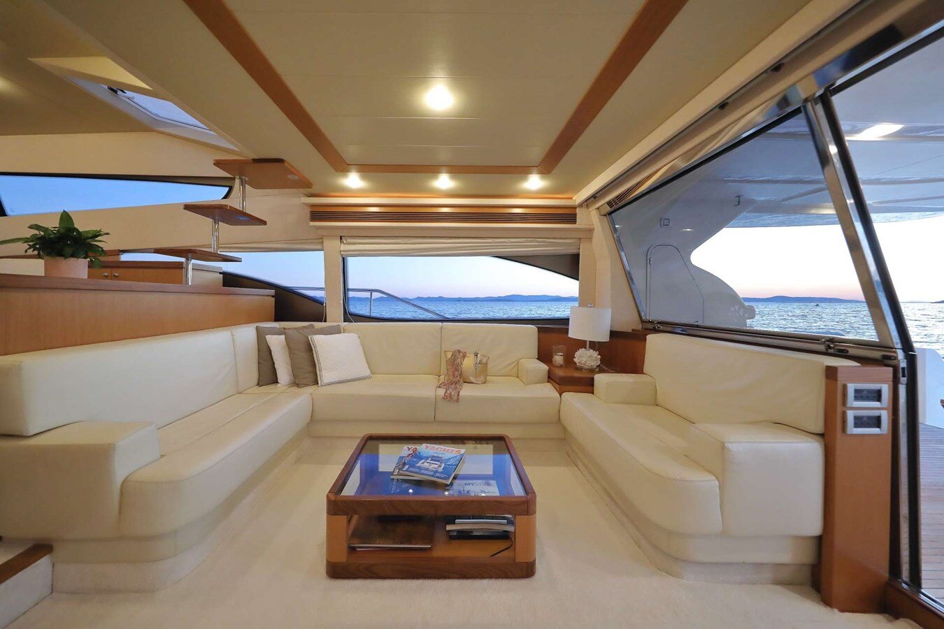 2007 FERRETTI YACHTS 69' 9