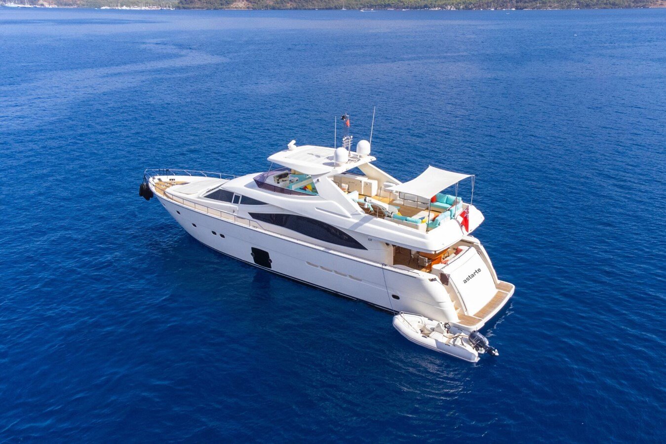 2007 FERRETTI YACHTS 83'