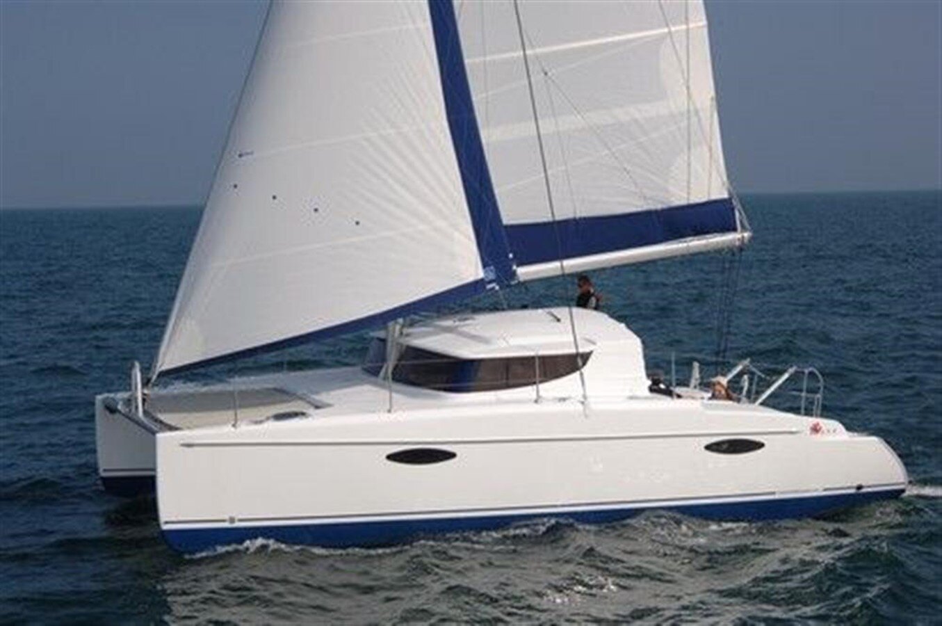 2007-fountaine-pajot-36-902621