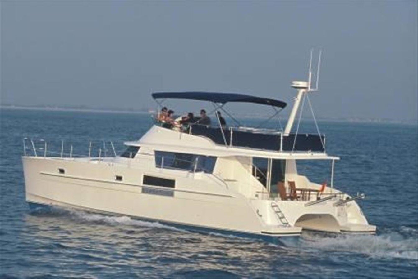 2007-fountaine-pajot-46-fb05be