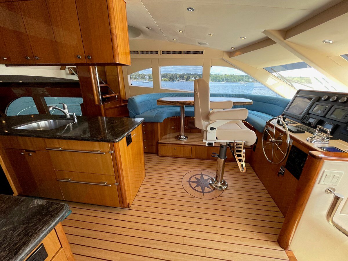 2007-hatteras-64-452668