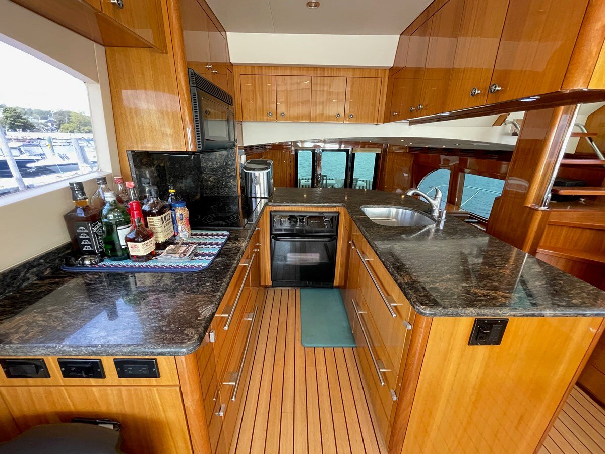 2007-hatteras-64-452668