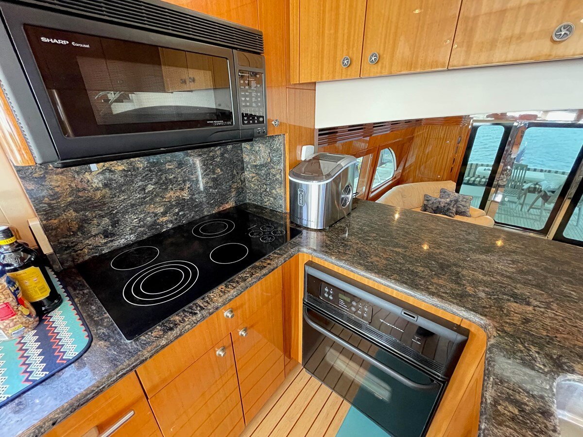 2007-hatteras-64-452668