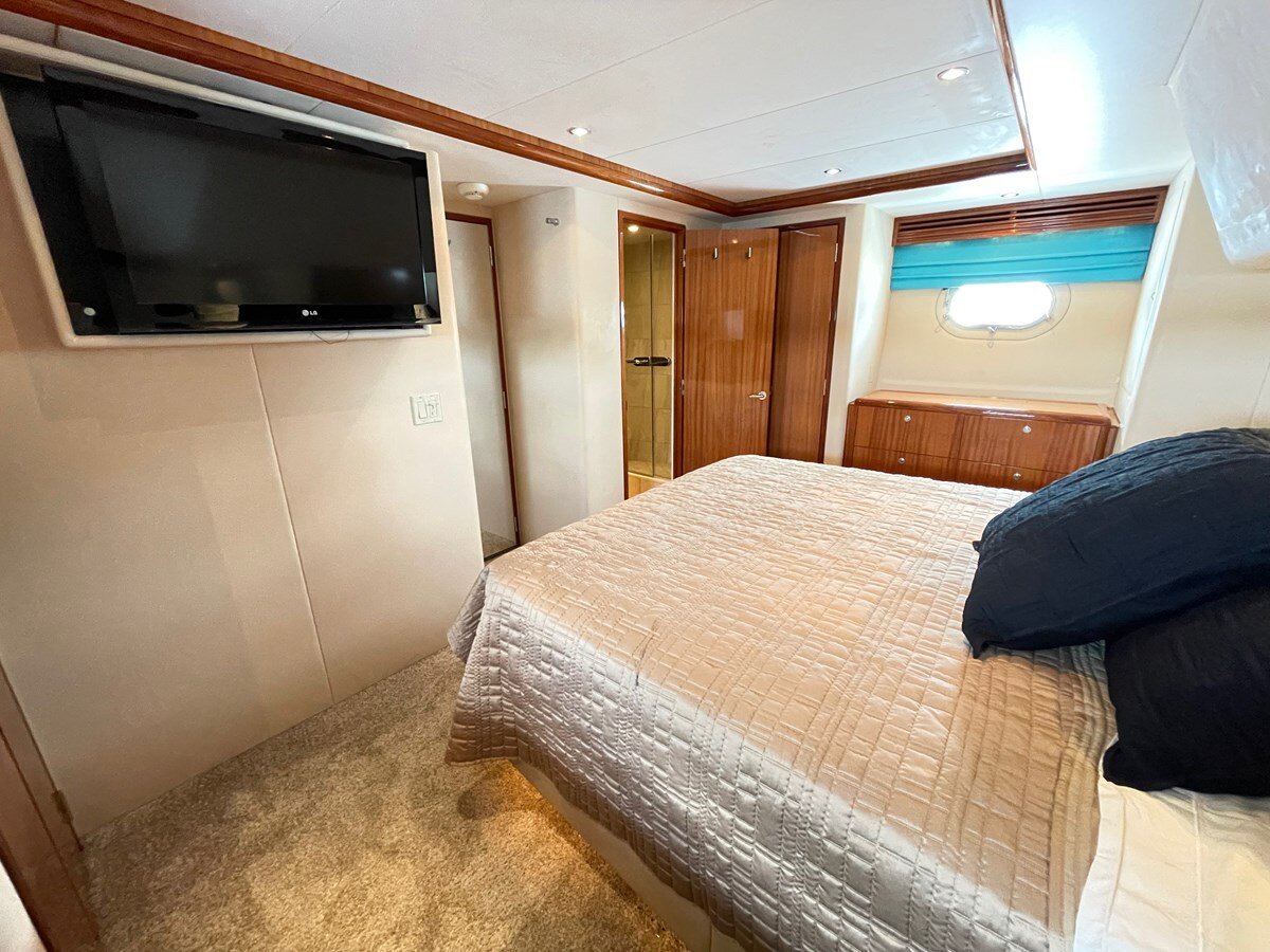 2007-hatteras-64-452668