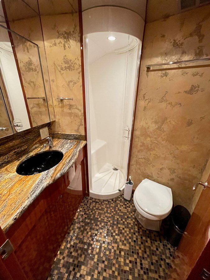 2007-hatteras-64-452668