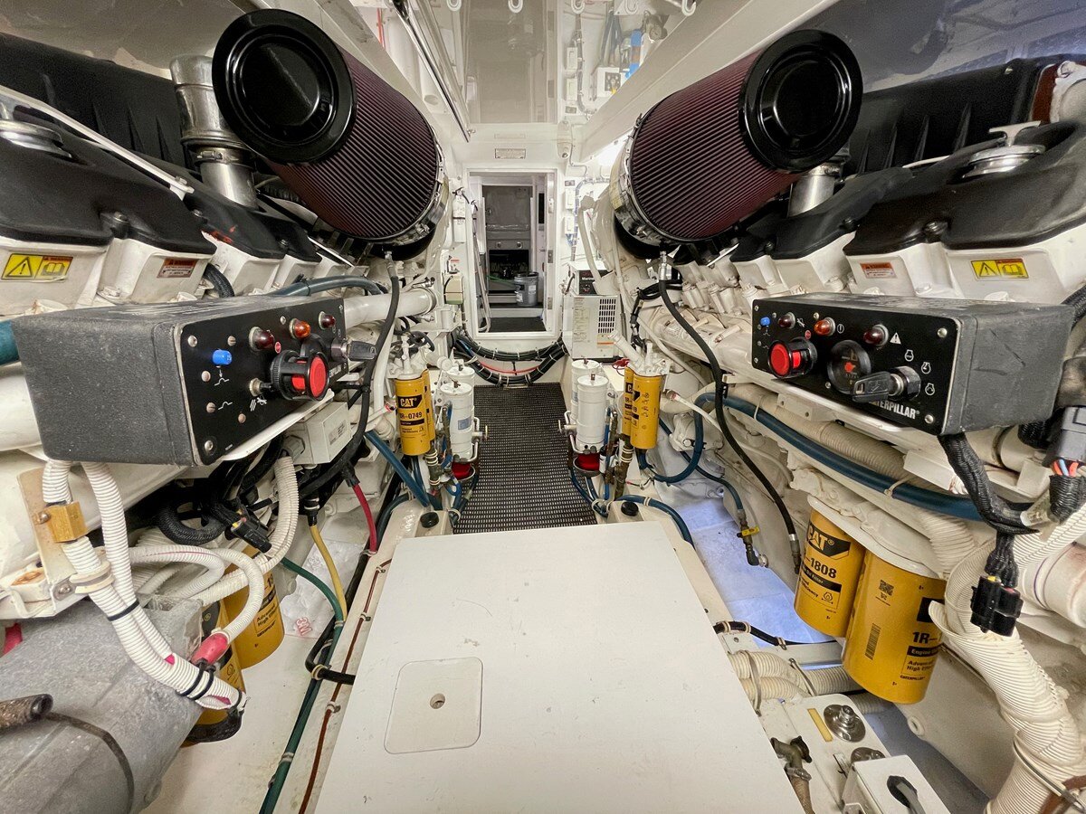 2007-hatteras-64-452668