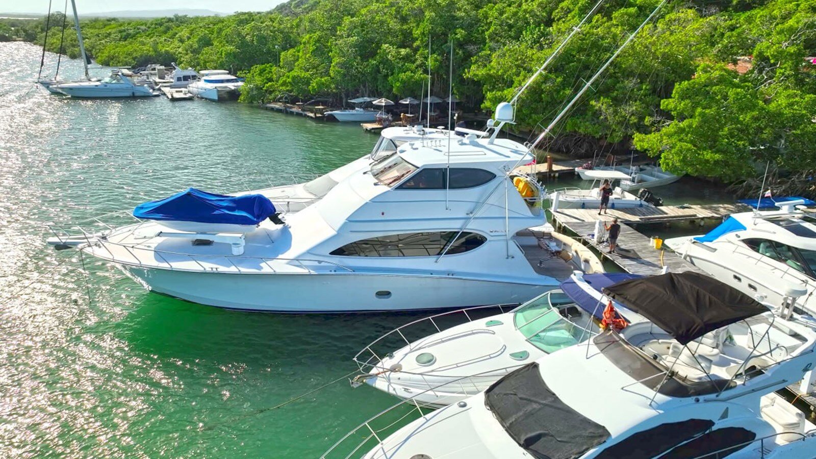 2007-hatteras-68-0d3b30