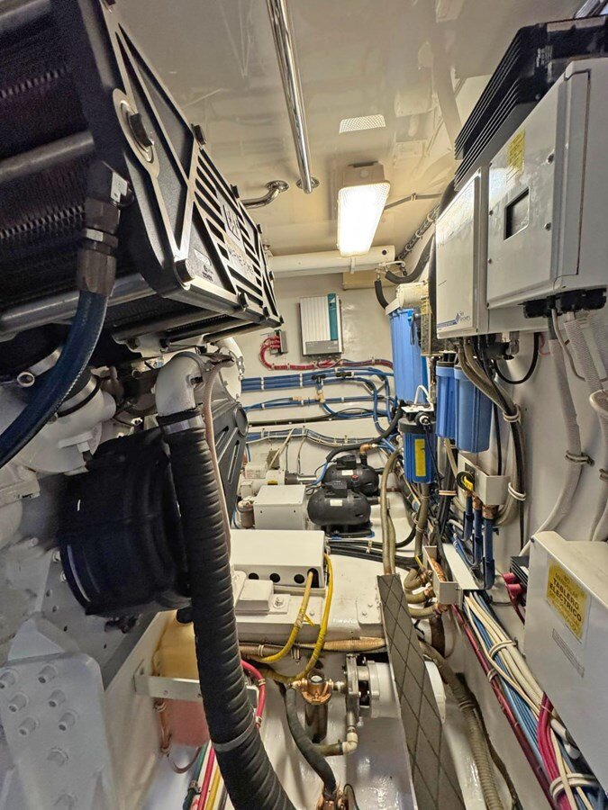 2007-hatteras-68-0d3b30