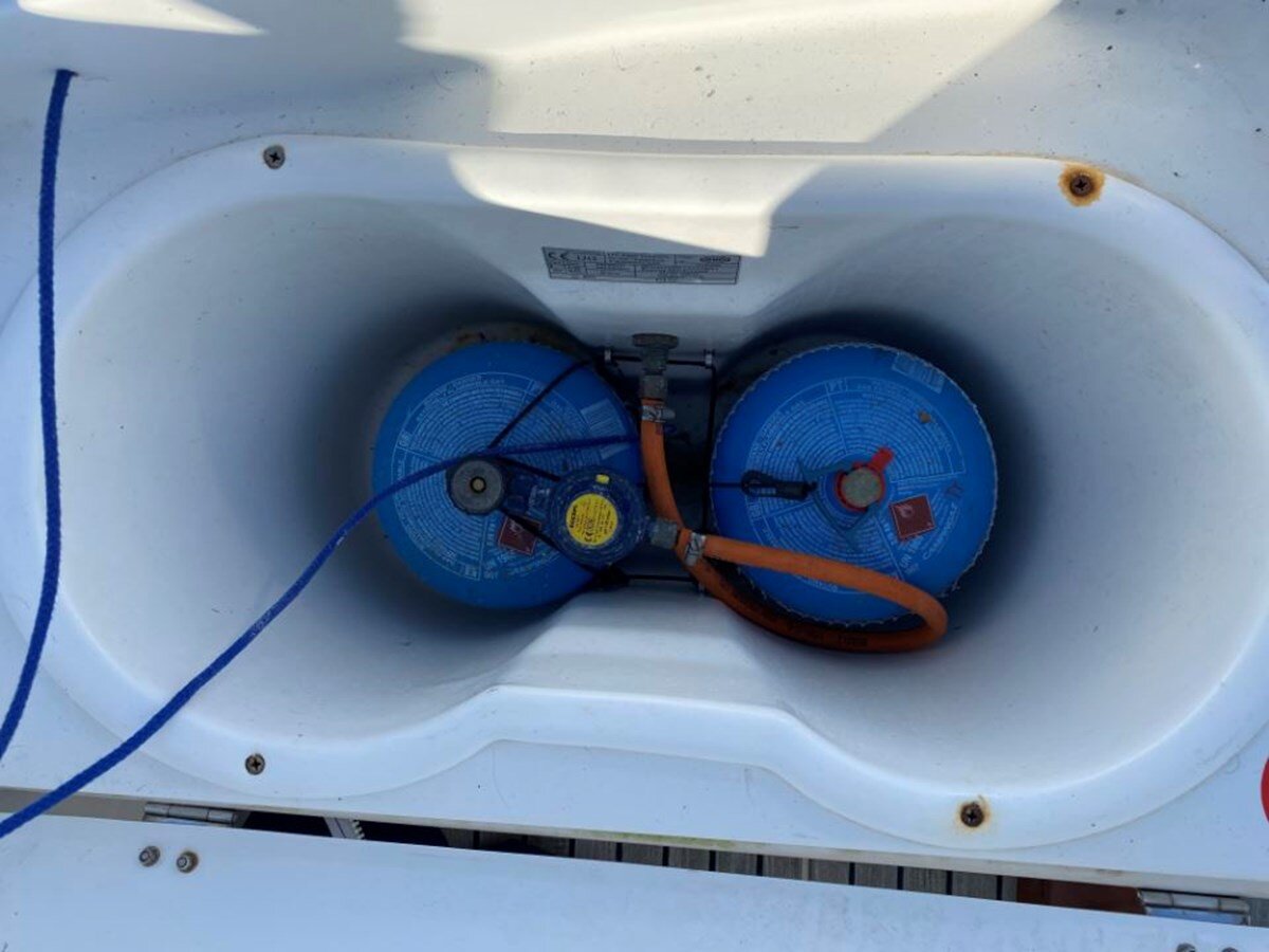 2007-jeanneau-38-11-158ac9