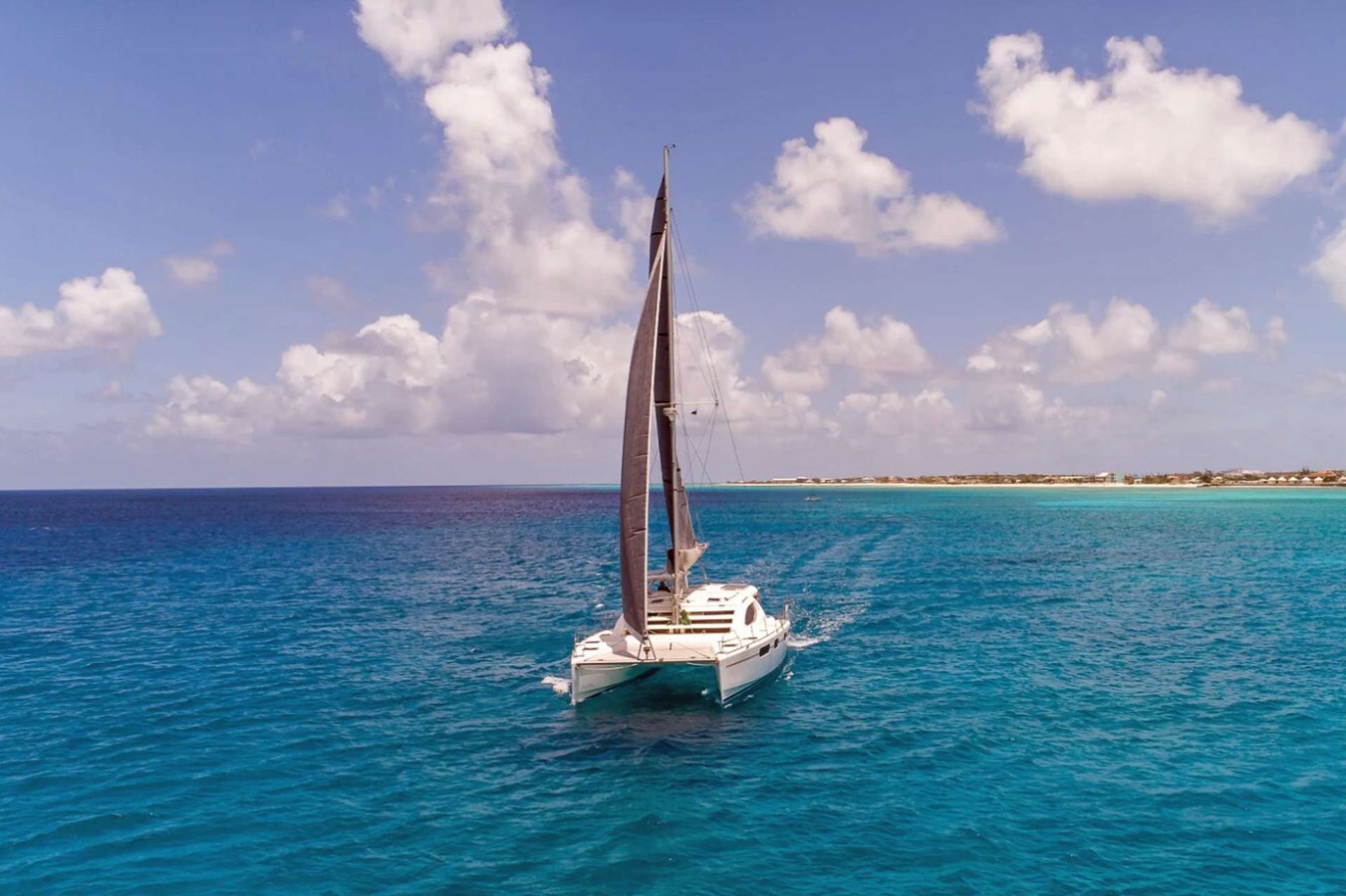 2007 LEOPARD CATAMARANS 46'