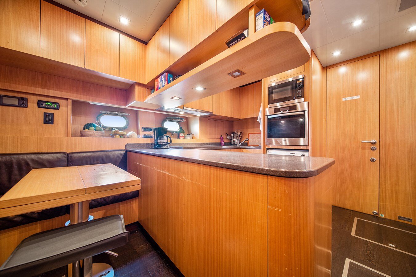 2007-mangusta-105-14f7ef