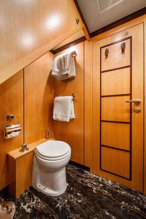 2007-mangusta-105-14f7ef