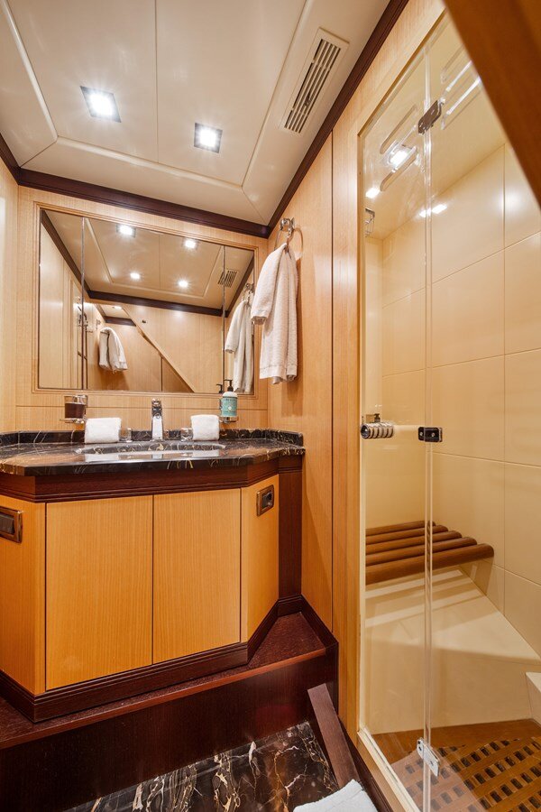 2007-mangusta-105-14f7ef