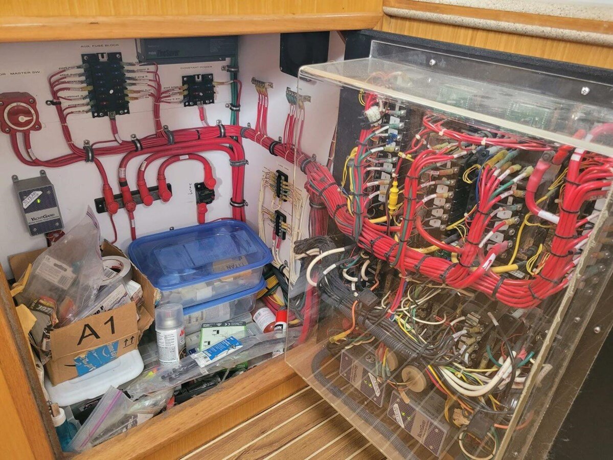 2007-manta-42-300989