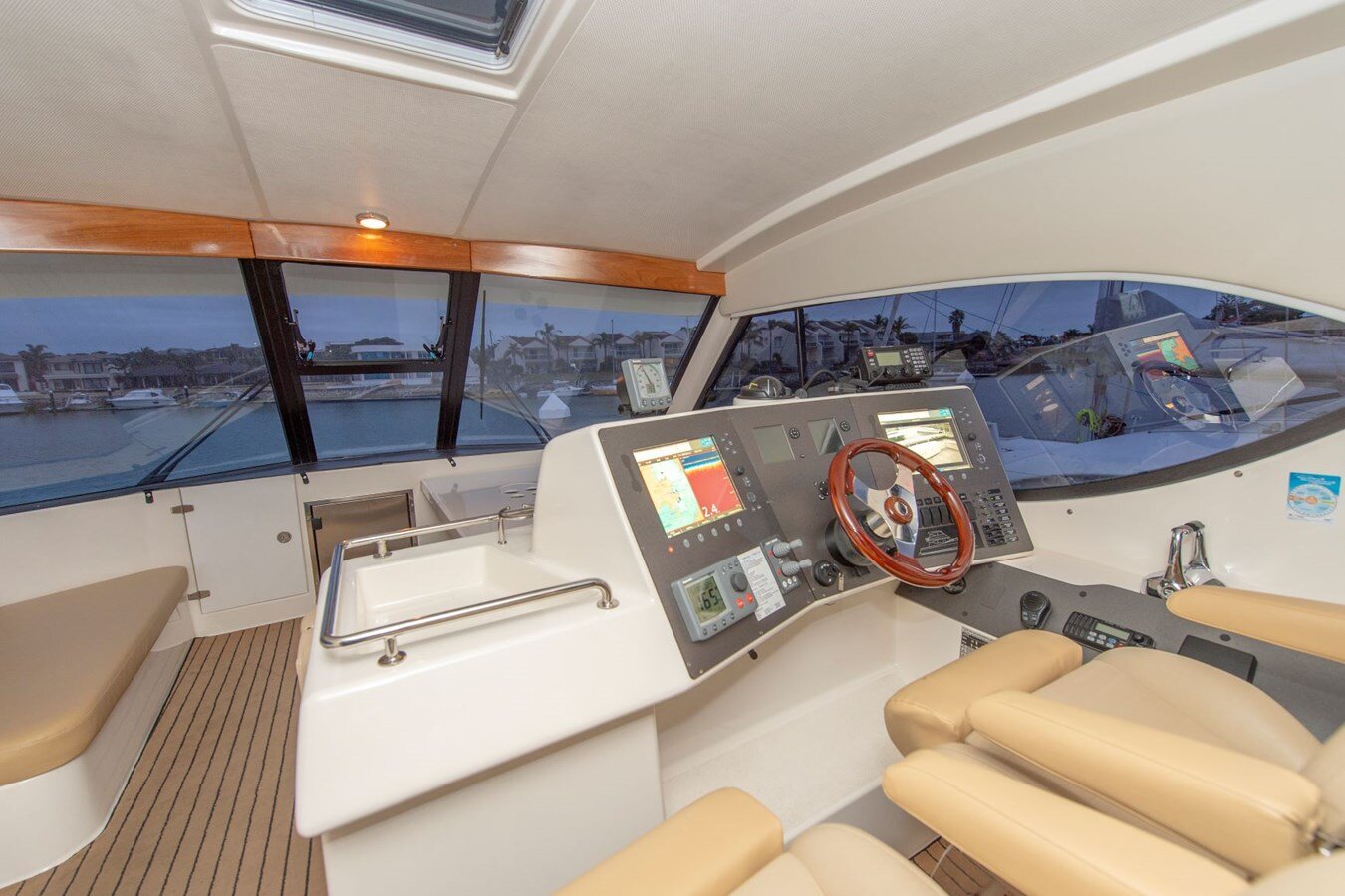 2007-maritimo-51-1a963b