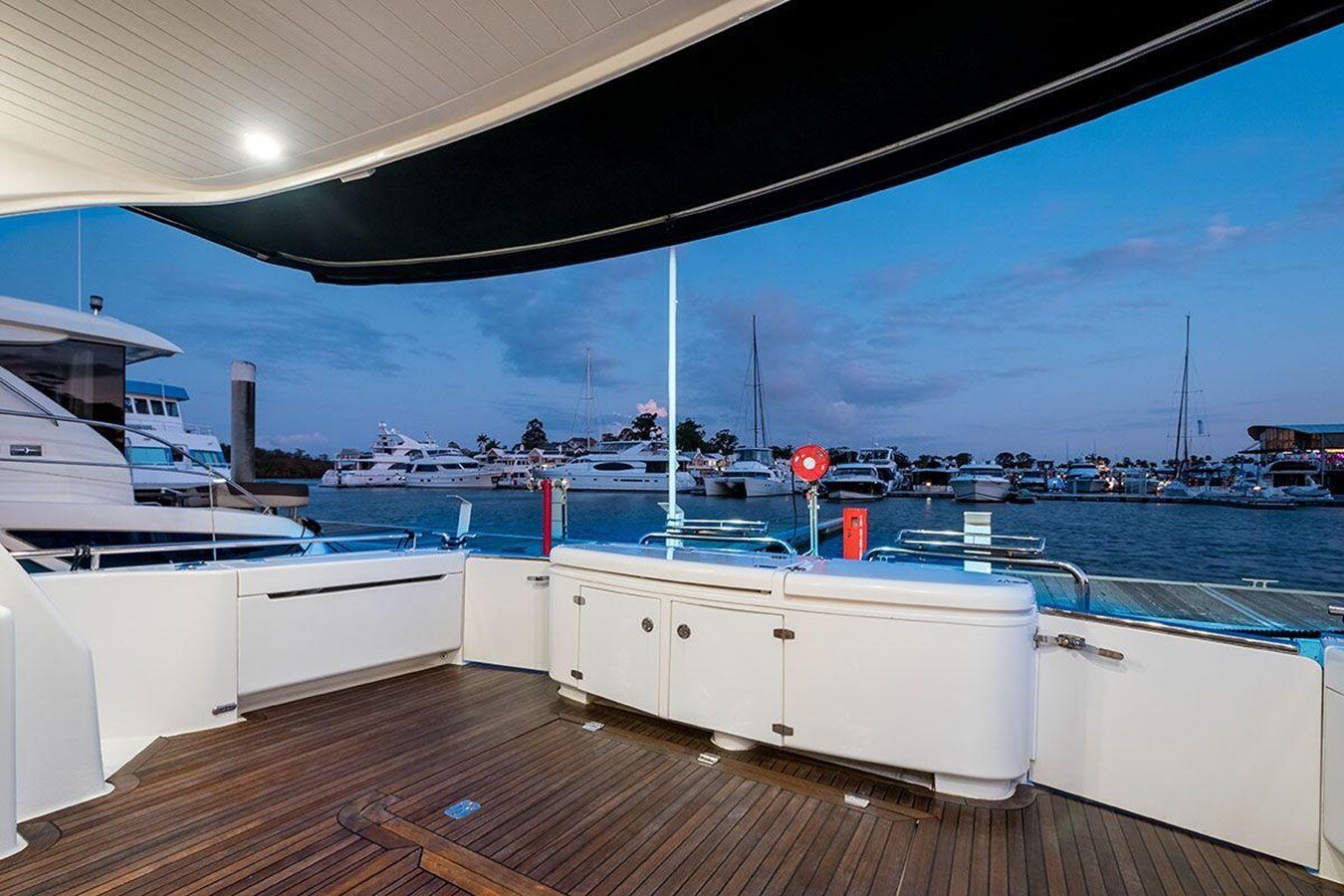 2007-maritimo-51-1201d8