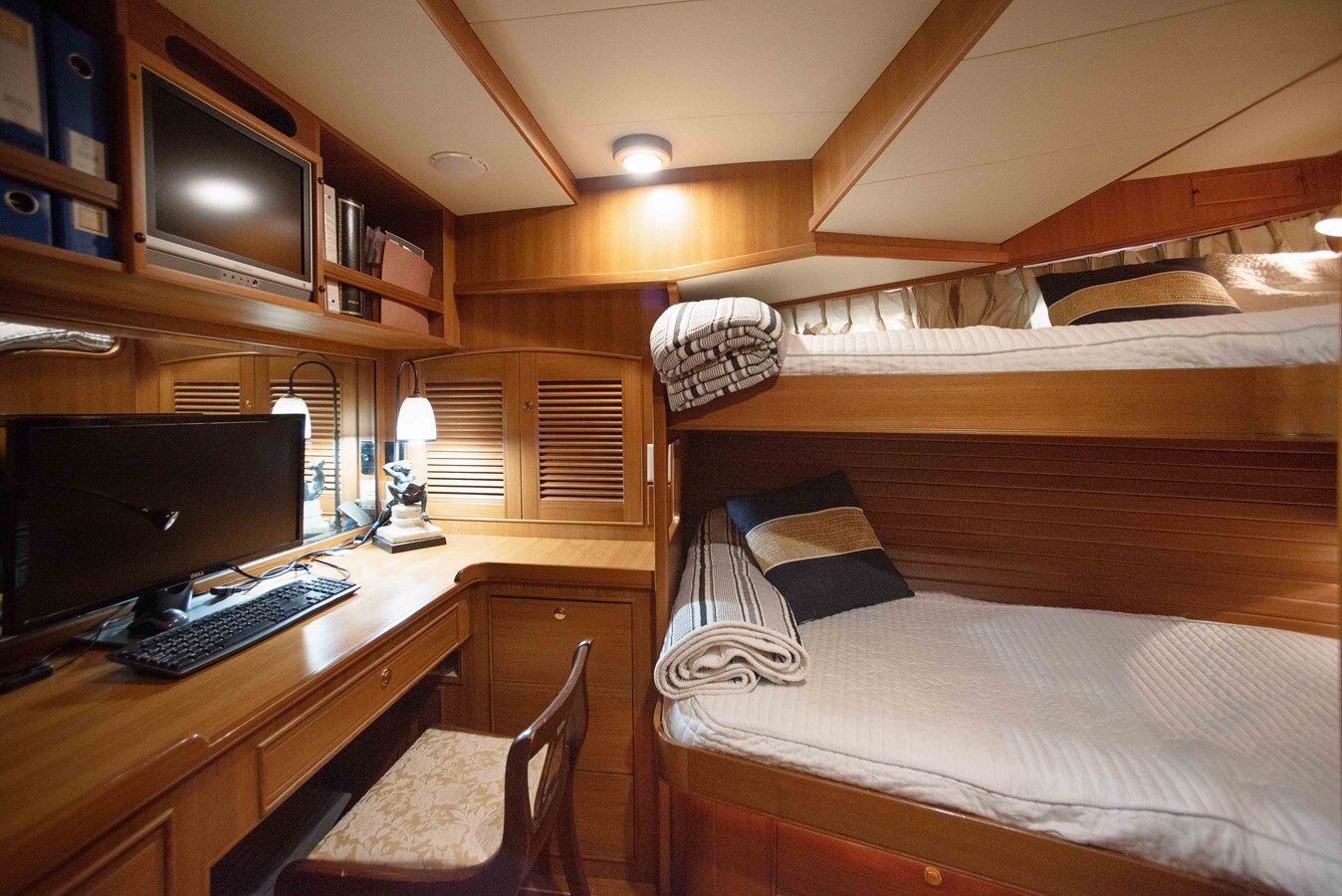 2007-marlow-61-10-685ef9