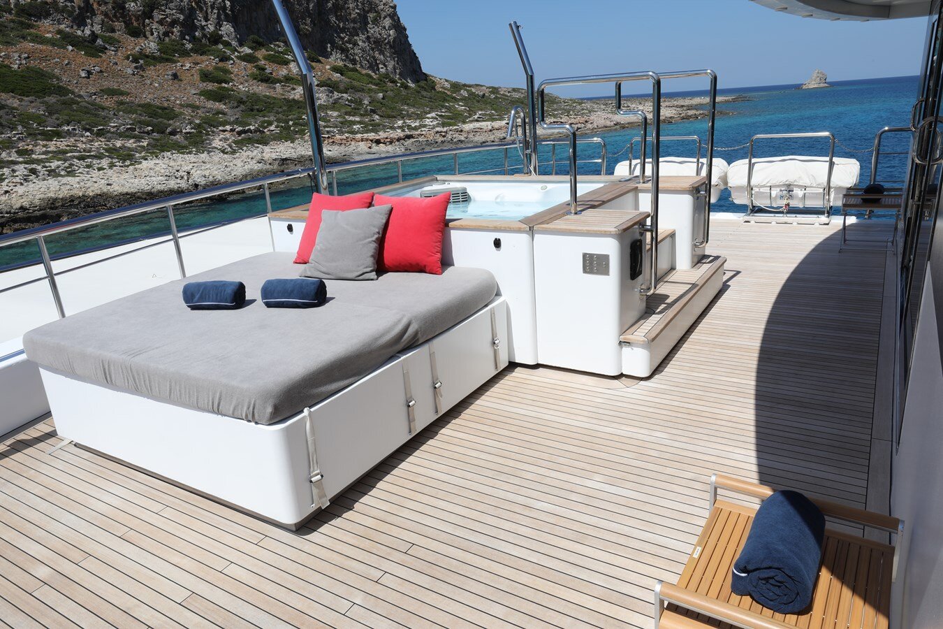 2007-mondo-marine-165-9-9634ce