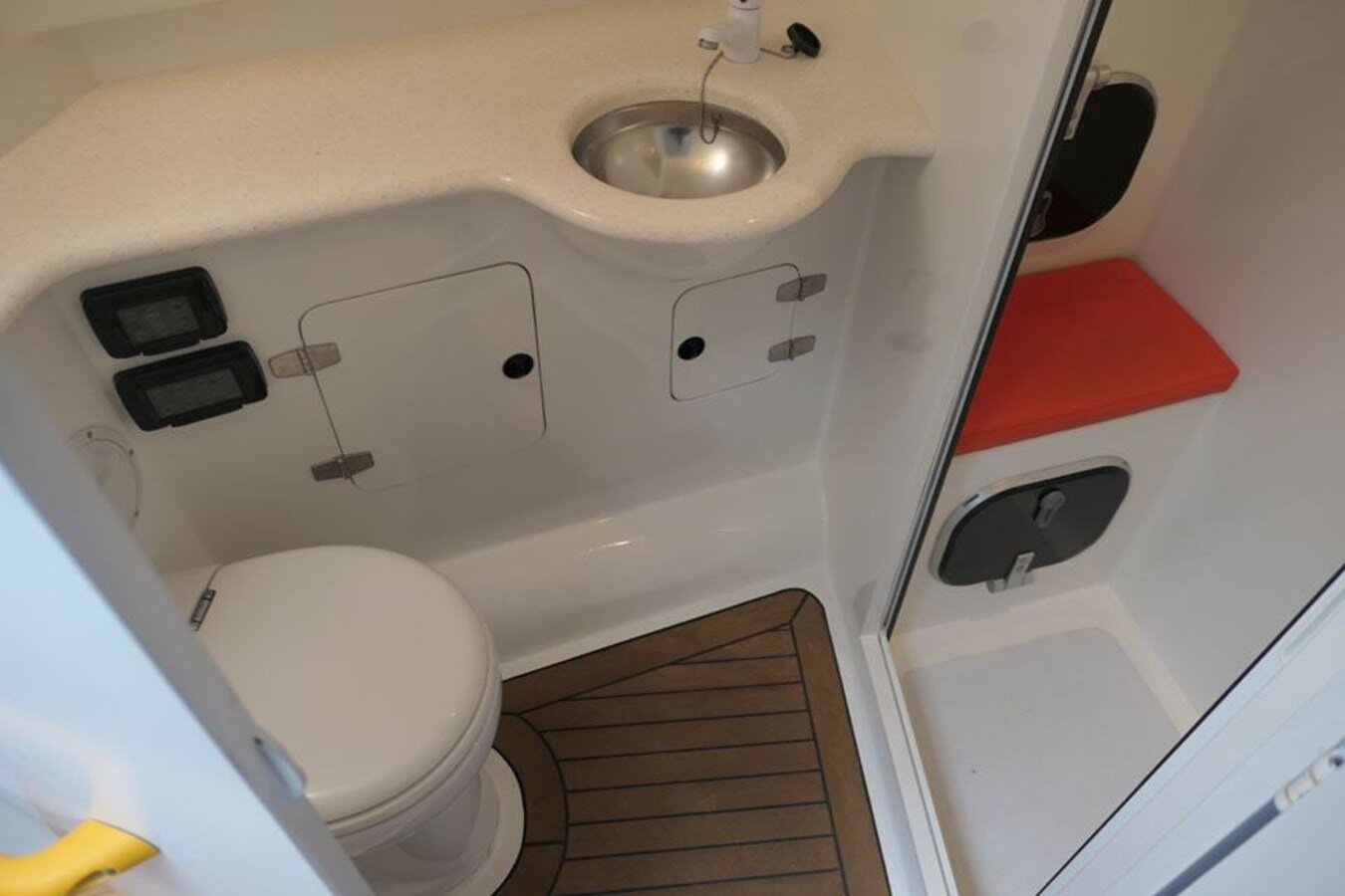 2007-multimarine-composites-74-a6e42d