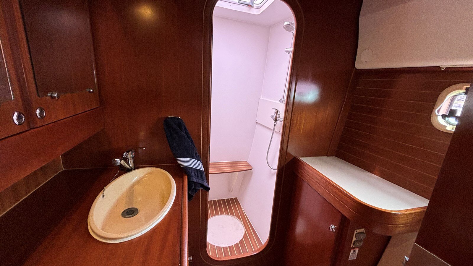 2007-nautitech-44-f8e242