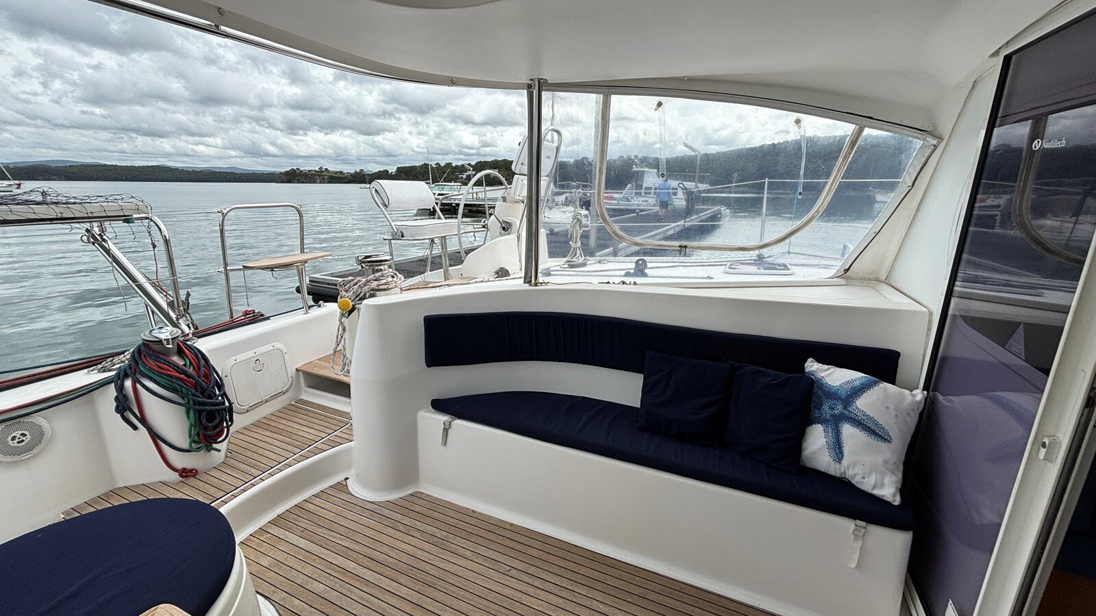 2007-nautitech-44-f8e242