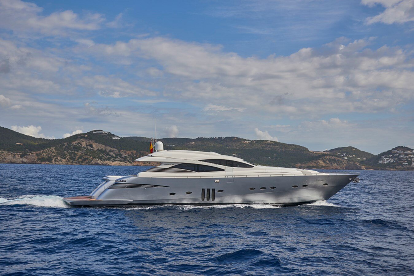 2007 PERSHING 90' 3