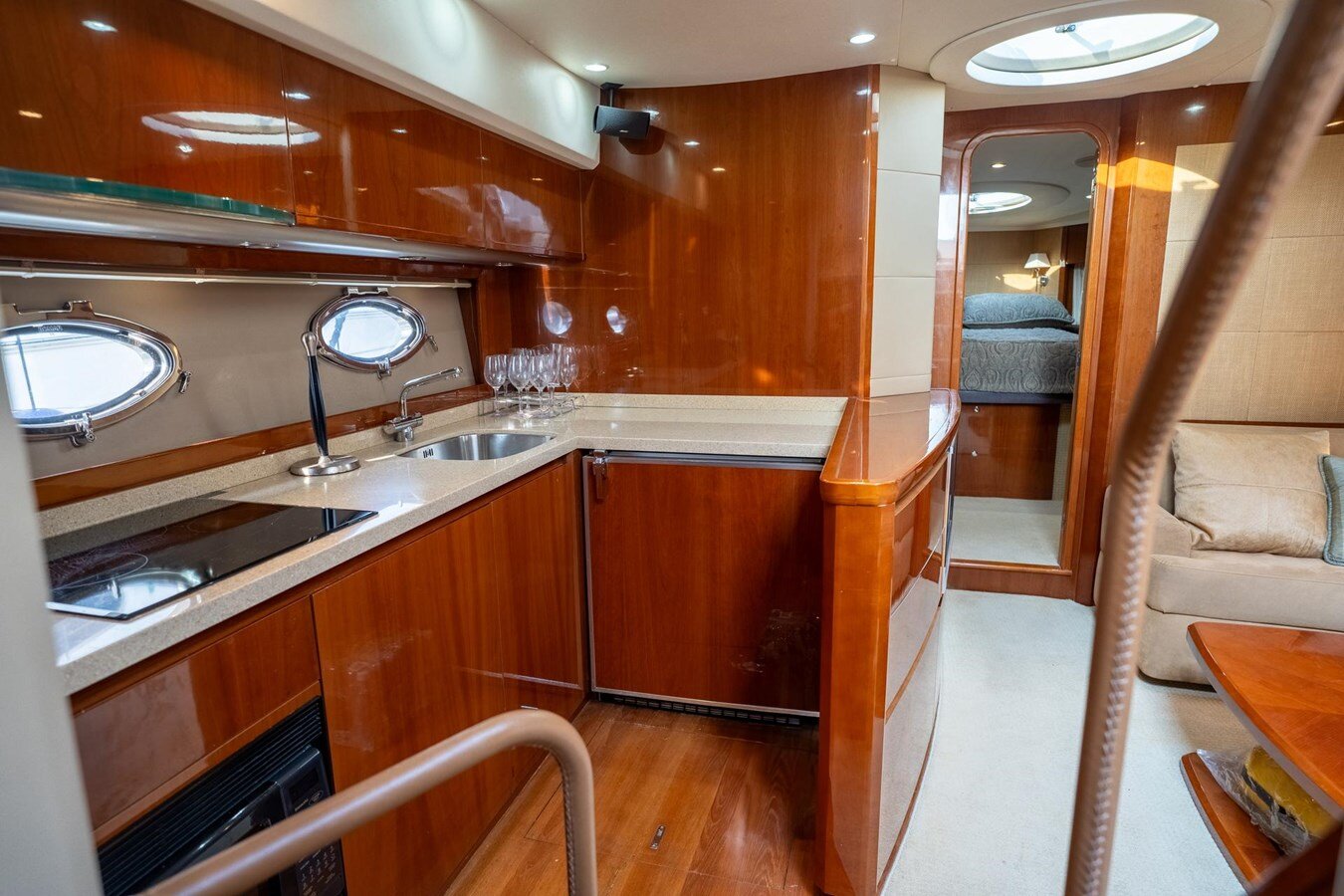 2007 PRINCESS 53'