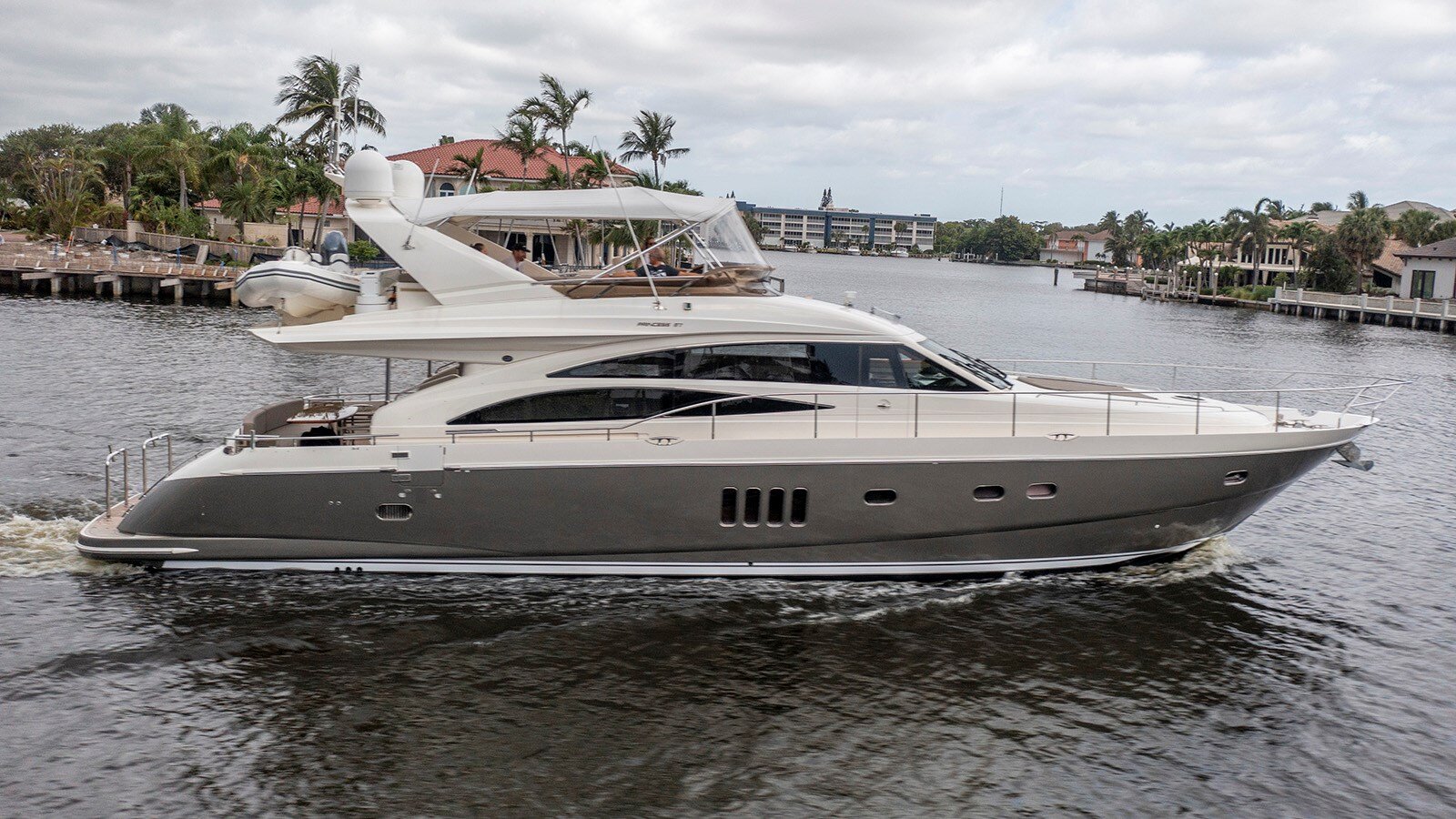 2007-princess-yachts-67-db0e6f