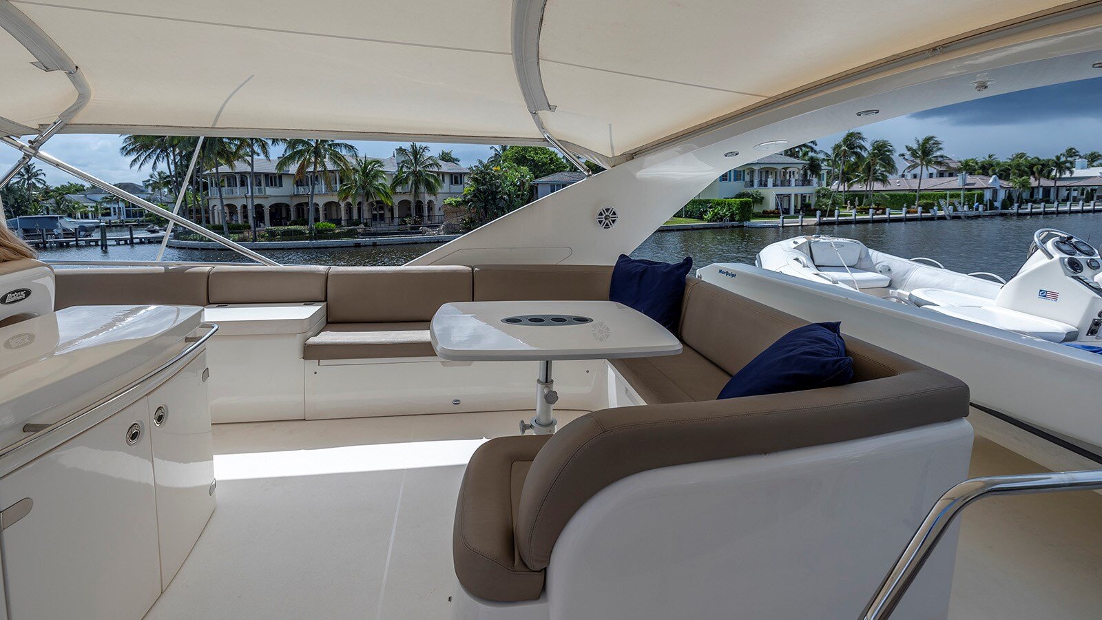 2007-princess-yachts-67-db0e6f