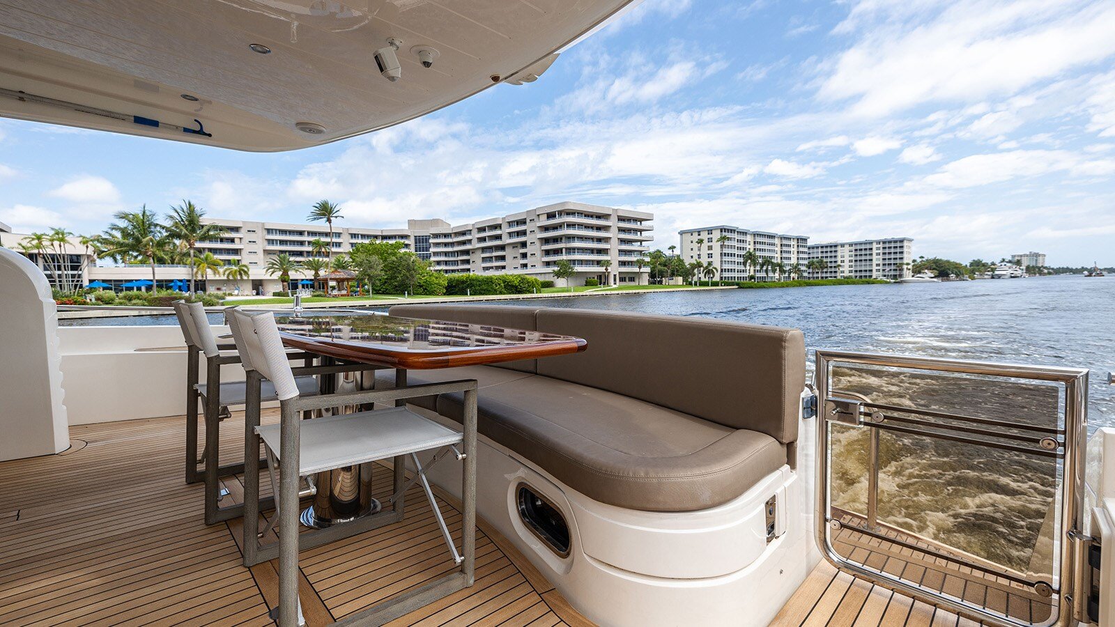 2007-princess-yachts-67-db0e6f