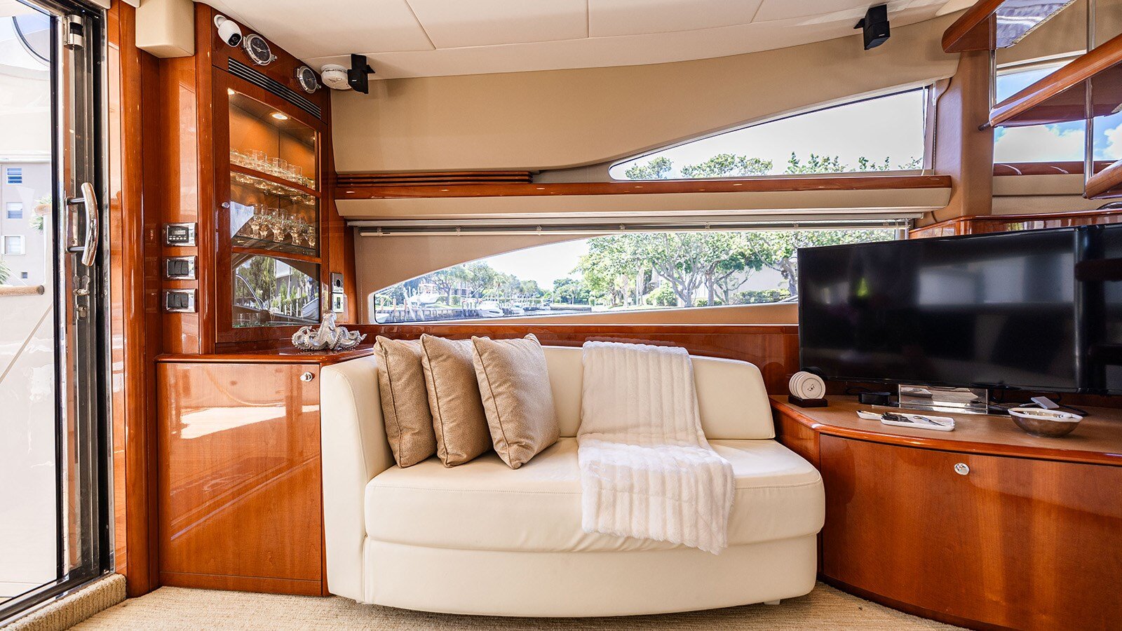 2007-princess-yachts-67-db0e6f