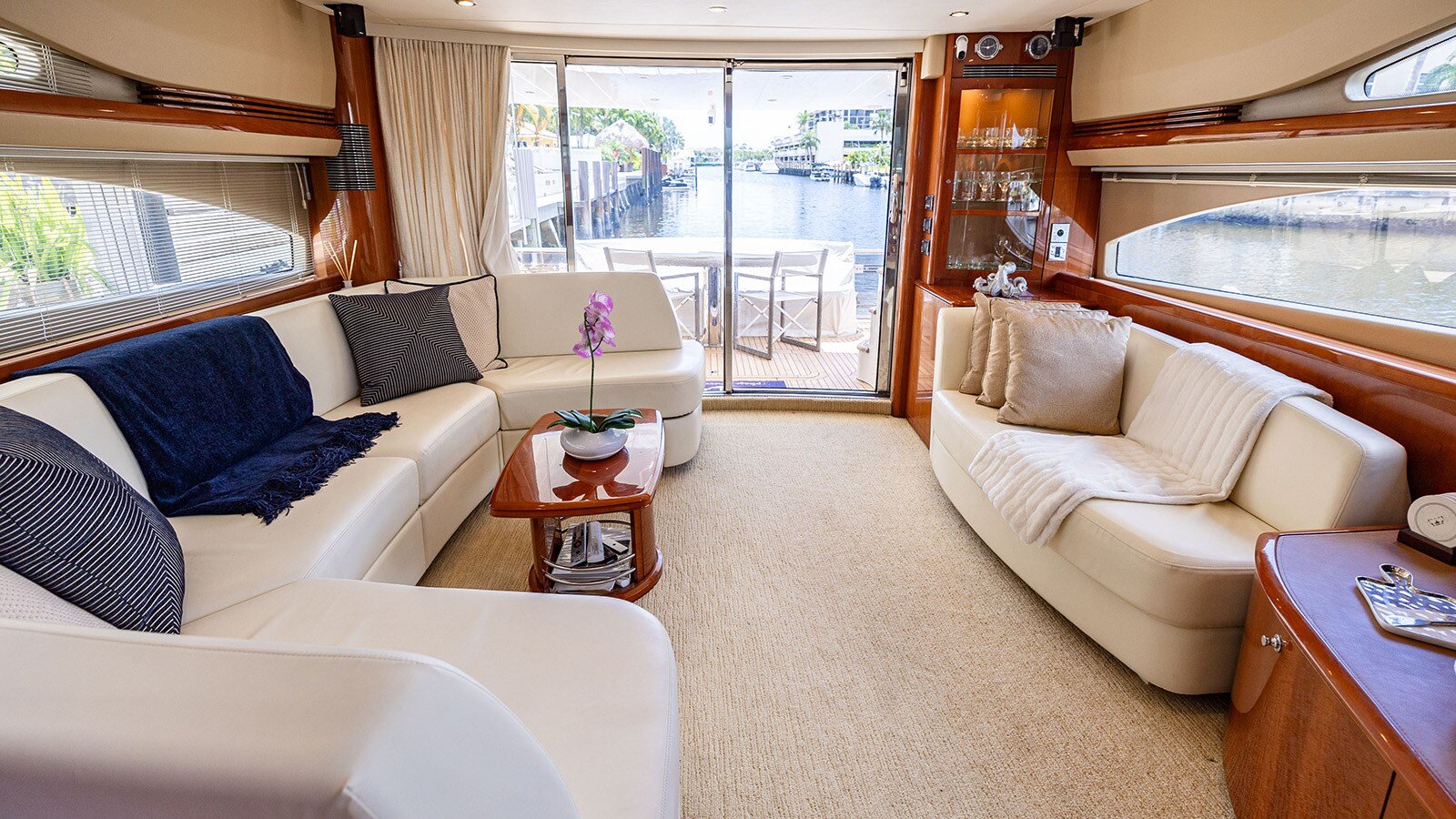 2007-princess-yachts-67-db0e6f