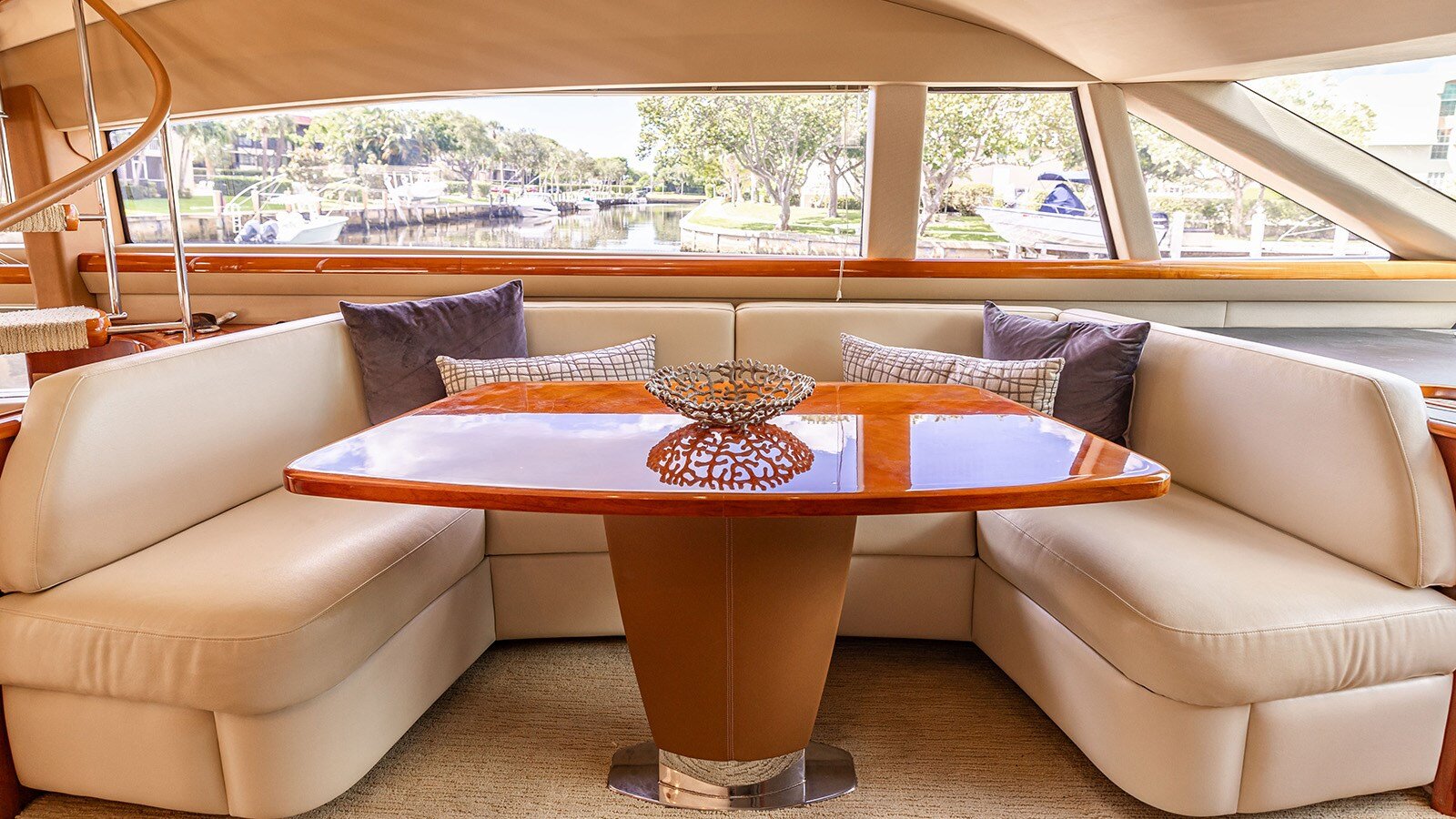 2007-princess-yachts-67-db0e6f