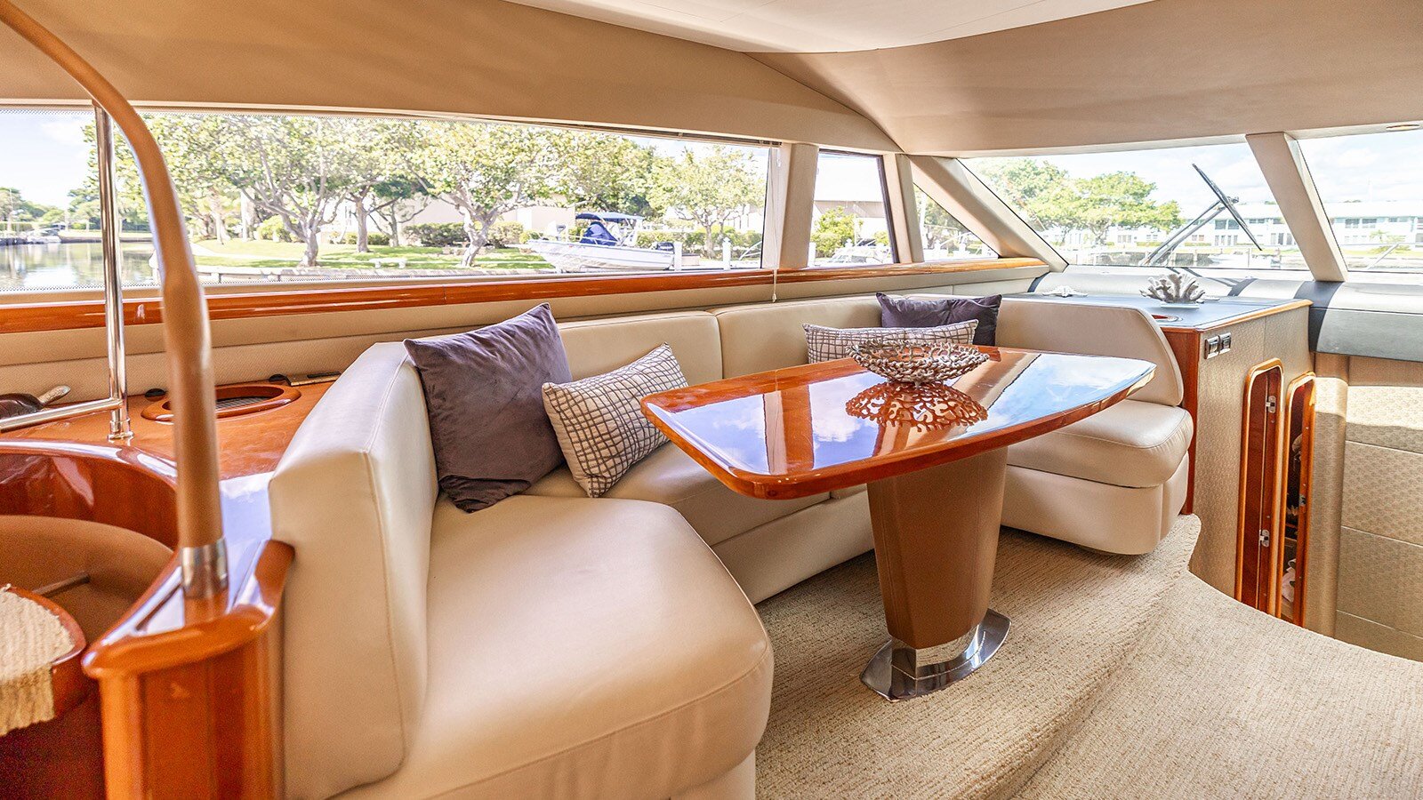 2007-princess-yachts-67-db0e6f