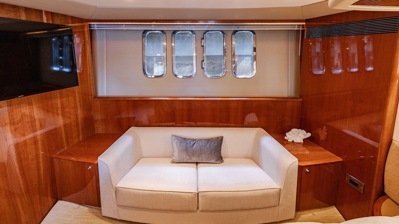 2007-princess-yachts-67-db0e6f