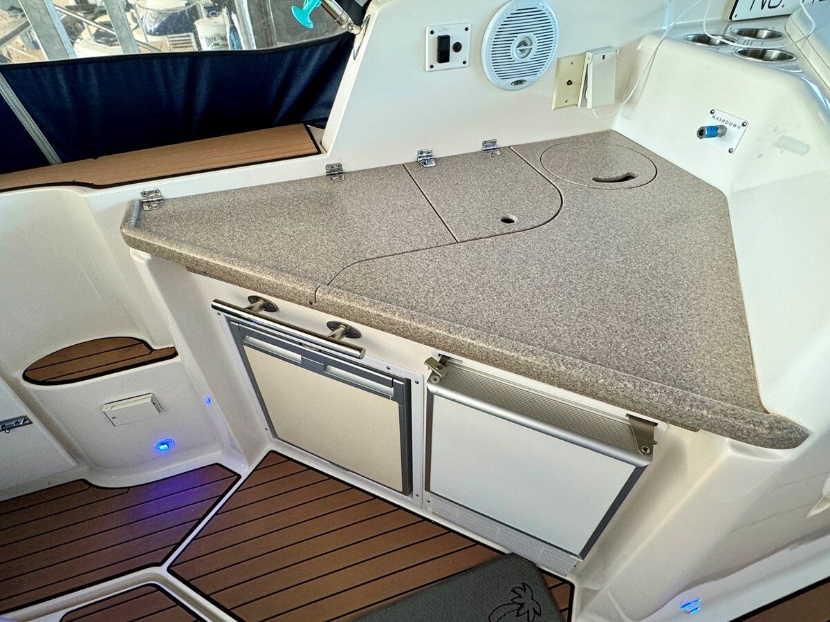 2007-rinker-37-9-60076c