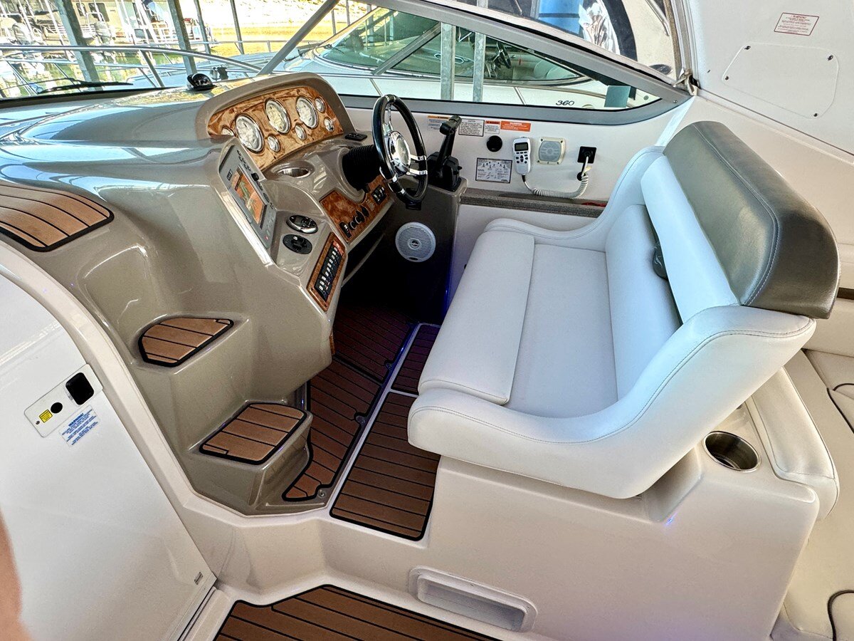 2007-rinker-37-9-60076c