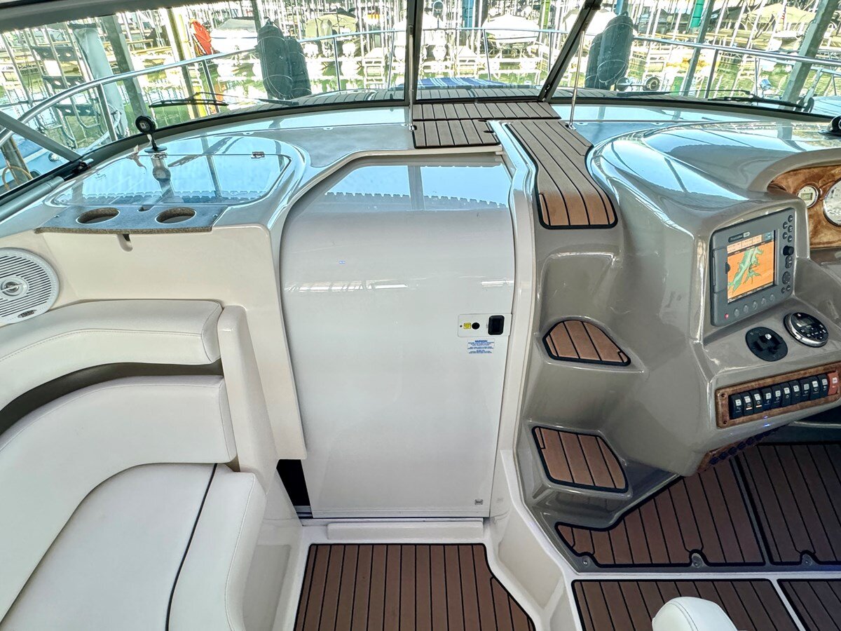 2007-rinker-37-9-60076c