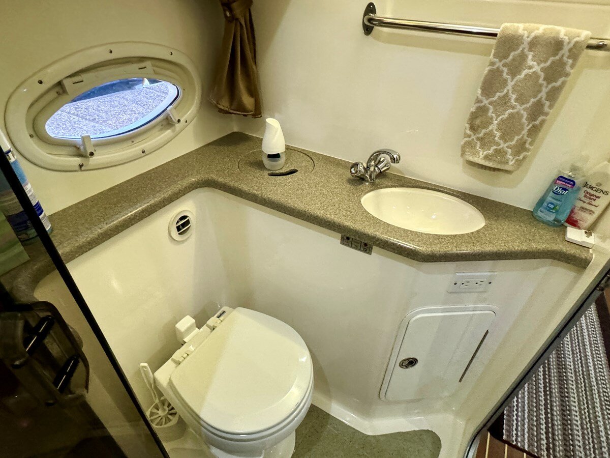 2007-rinker-37-9-60076c