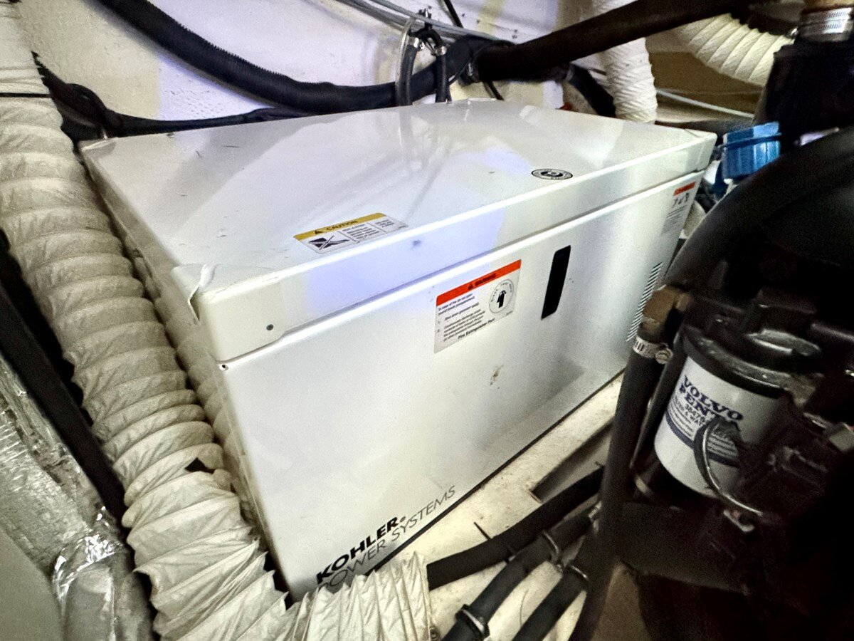 2007-rinker-37-9-60076c