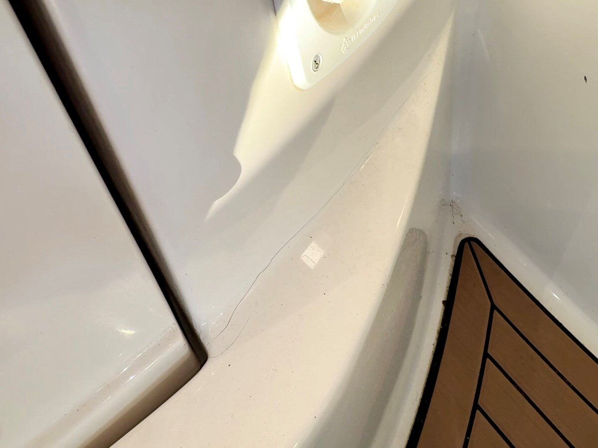 2007-rinker-37-9-60076c