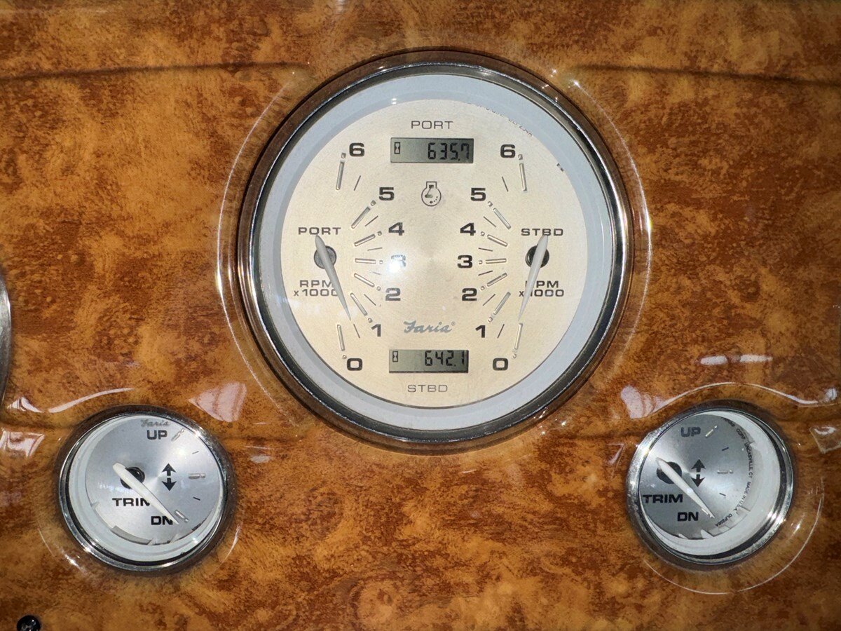 2007-rinker-37-9-60076c