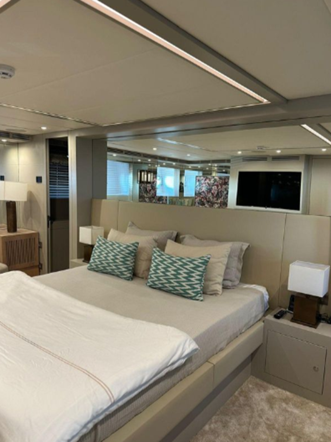 2007-riva-114-10-593e96