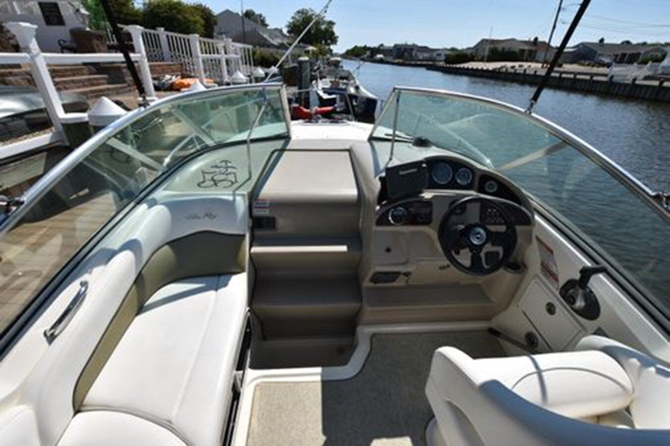 2007-sea-ray-28-555dd7