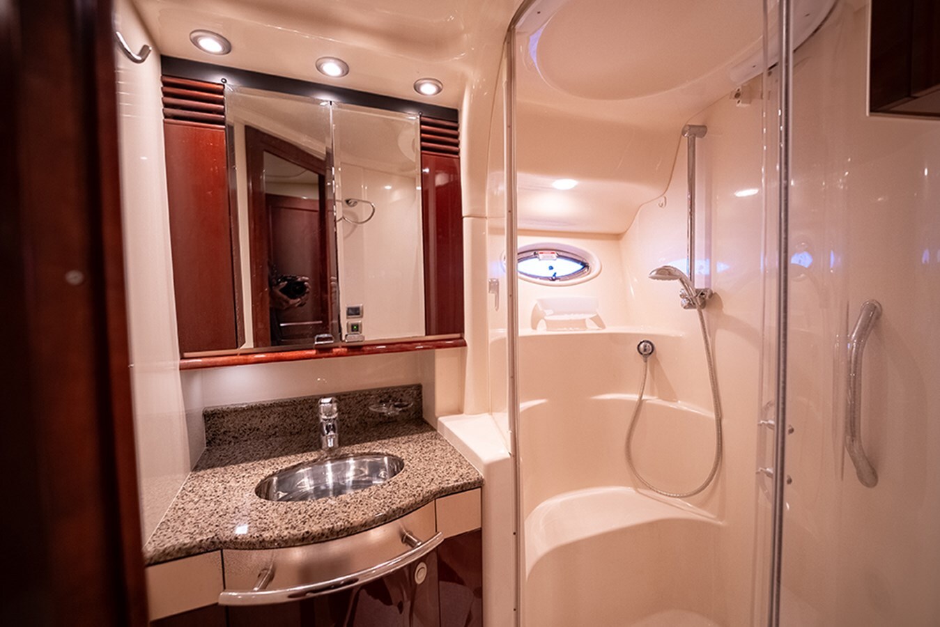 2007-sea-ray-52-1-26dea6