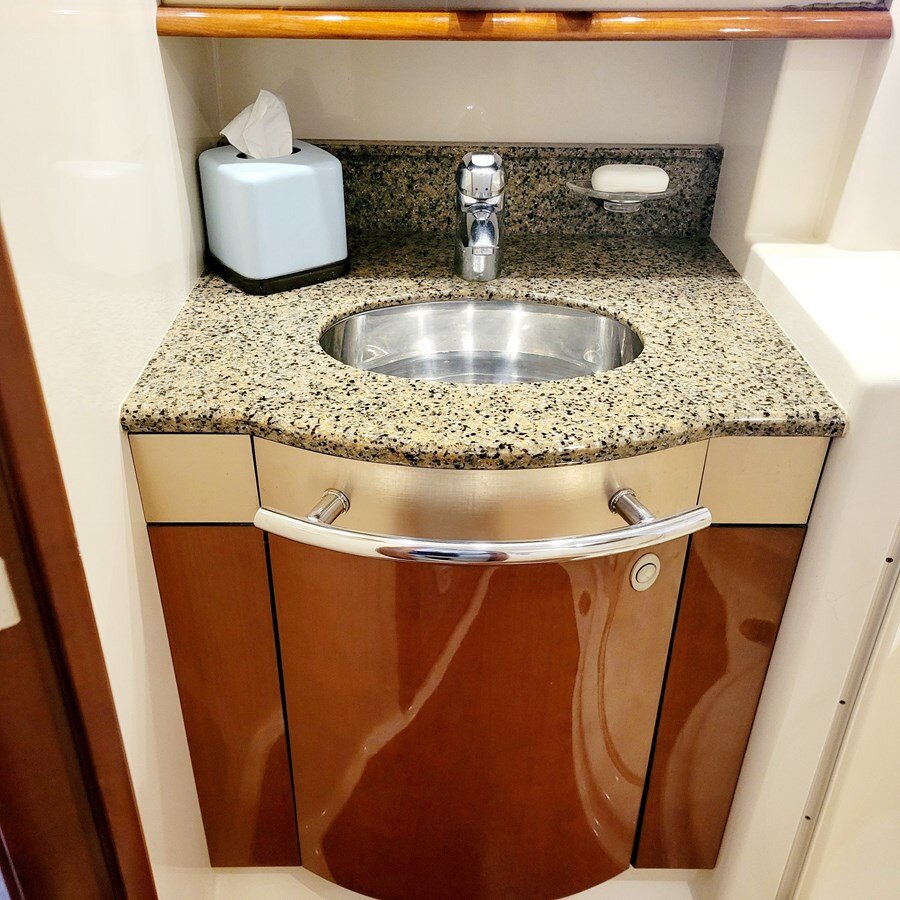 2007-sea-ray-52-3-7e2712