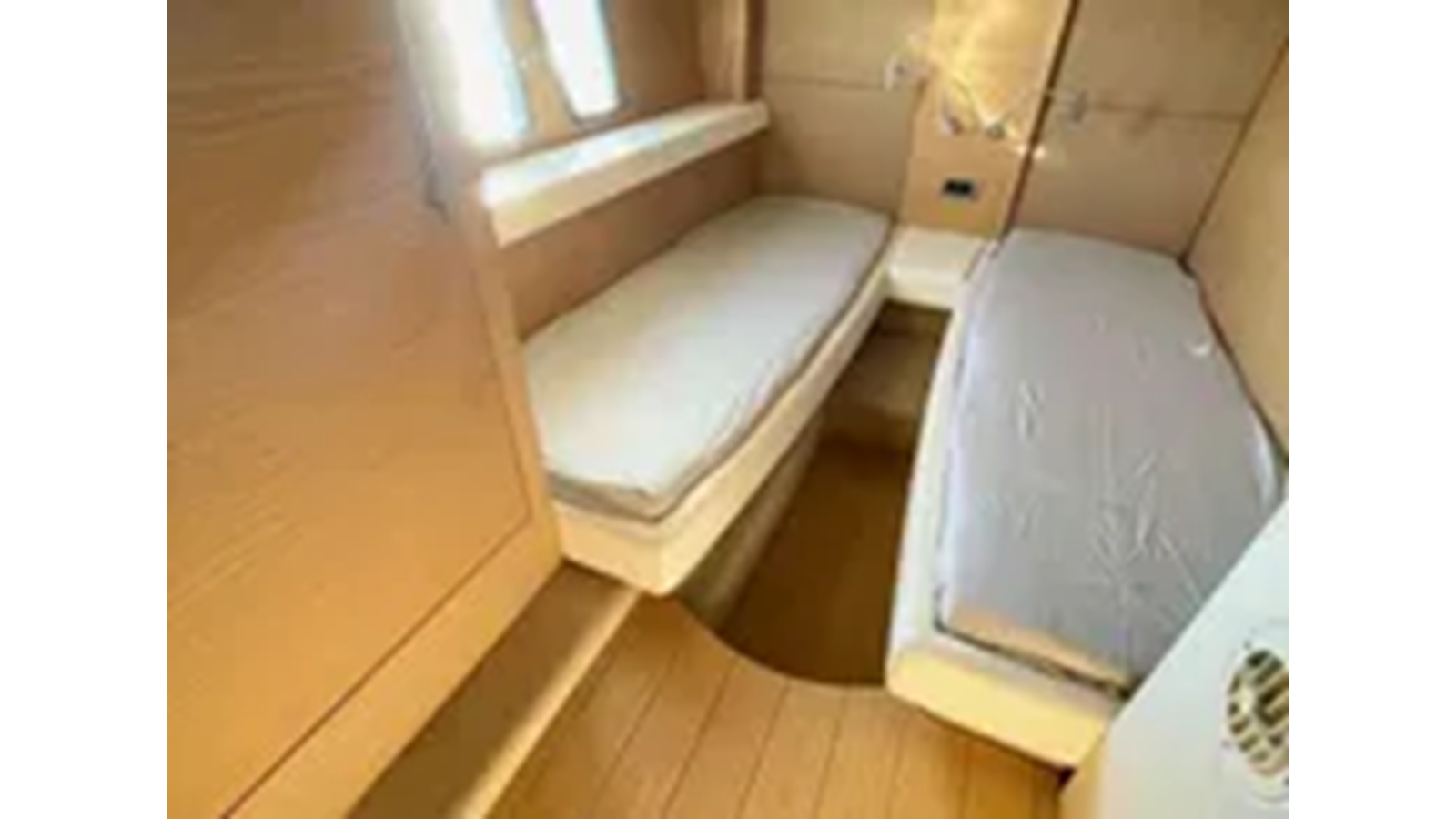 2007-sessa-marine-52-1b25aa