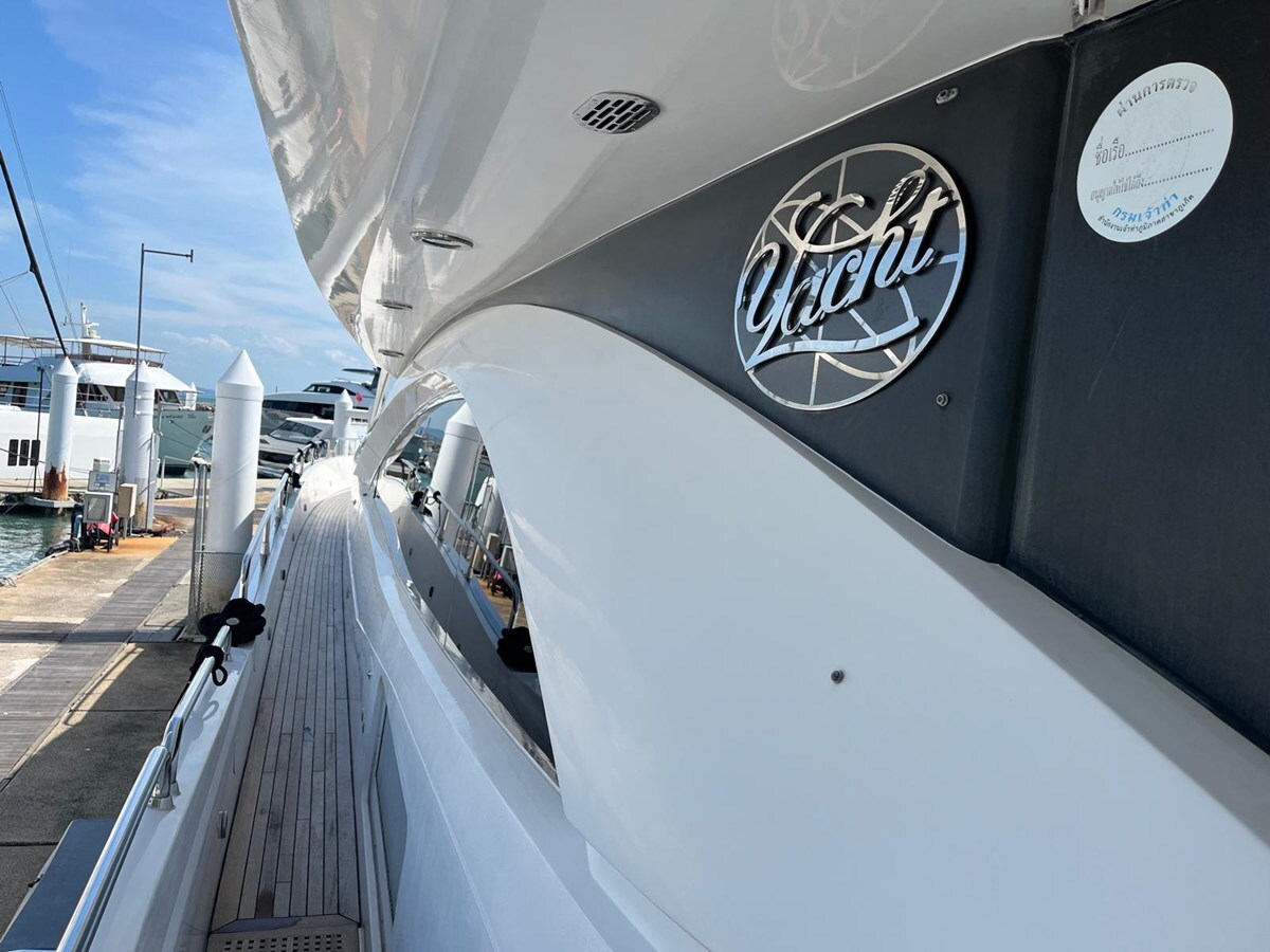 2007-sunseeker-91-11-ba4893